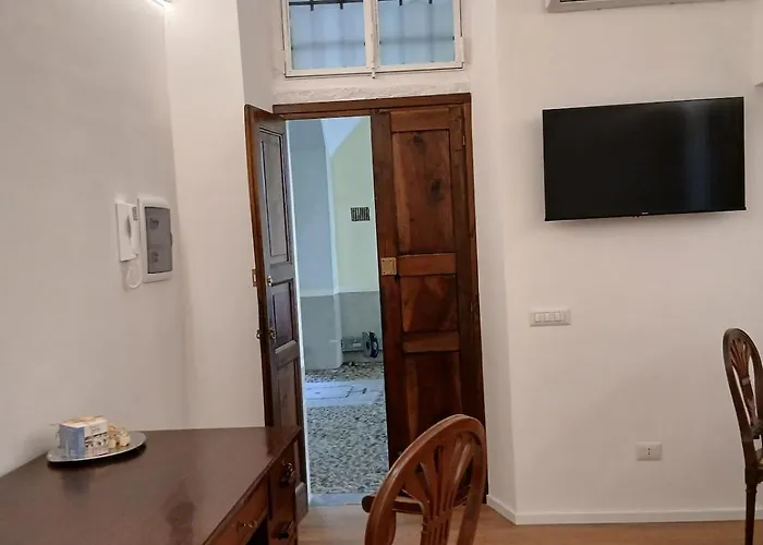 La Casa Di Ambrogio - Apartament